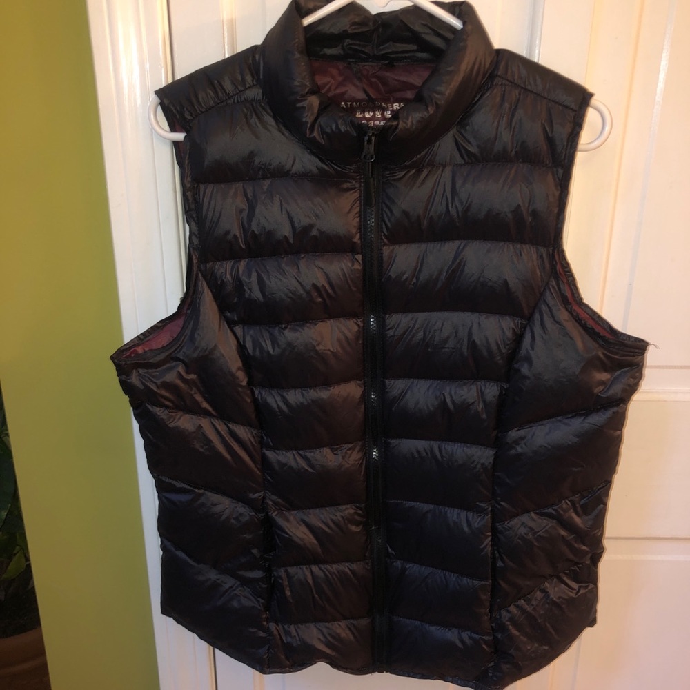 Light down puffy vest